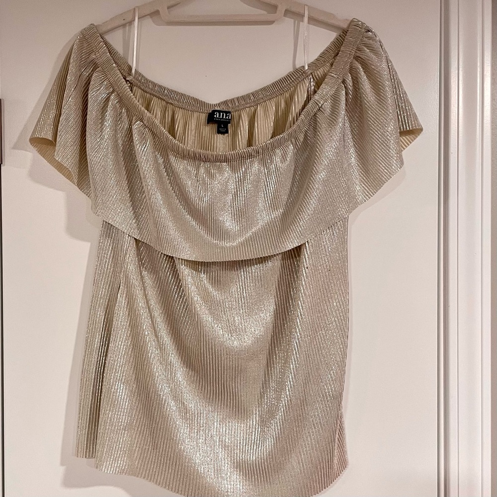 A.n.a. A New Approach L Silver and White Shimmer Off the Shoulder Top
